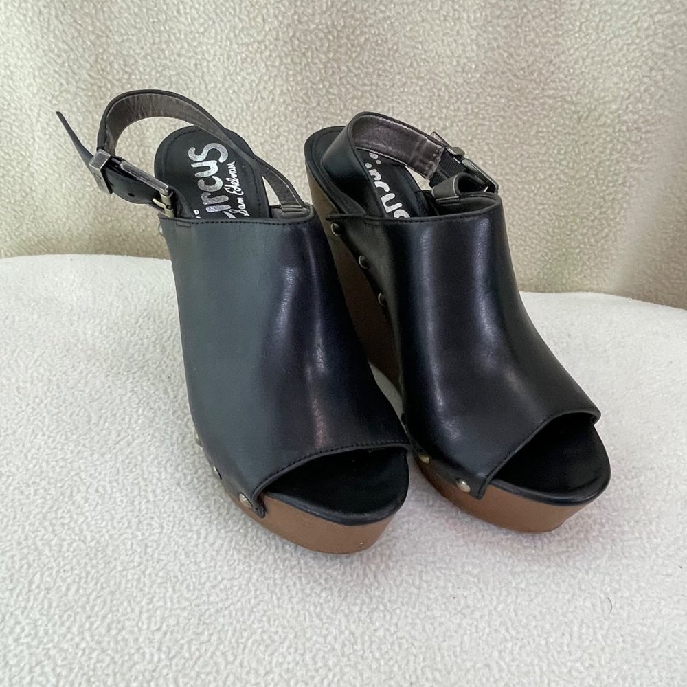 Circus by SE Black Leather Rivet Studded Side Open Toe Wedge Heels